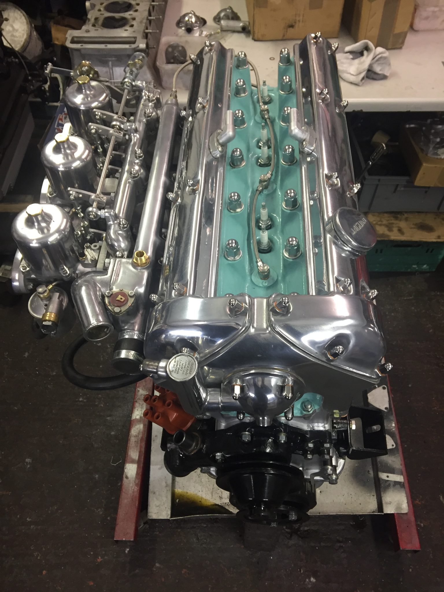 Jaguar Race Engines